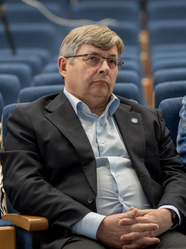 Tėvo dienai – apie dažniausią vyrų onkologinę ligą: svarbu tikrintis prevenciškai ir žinoti savo giminės istoriją