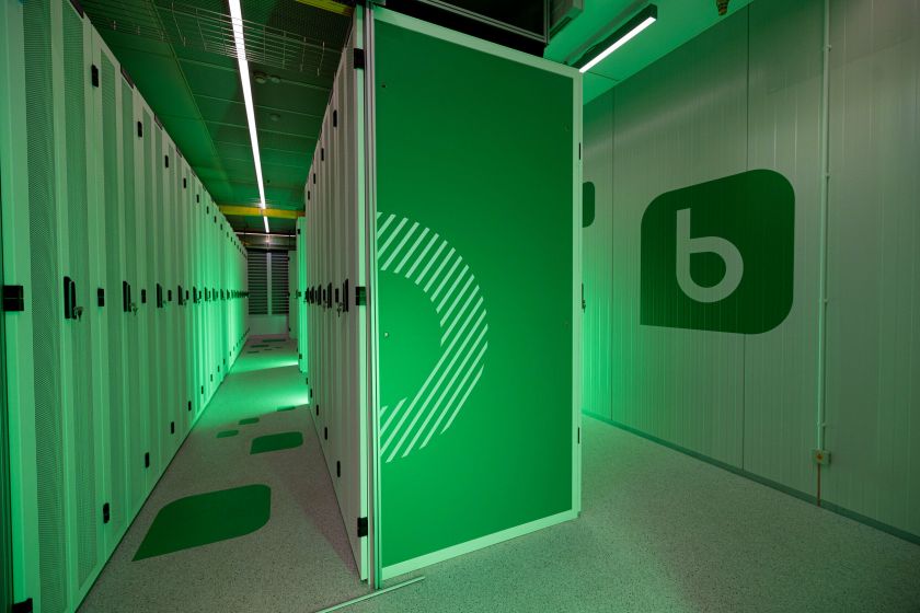 Pirmadienio naktį  „Bitė“ vykdys mobiliųjų paslaugų valdymo sistemos atnaujinimo darbus: ryšys veiks įprastai