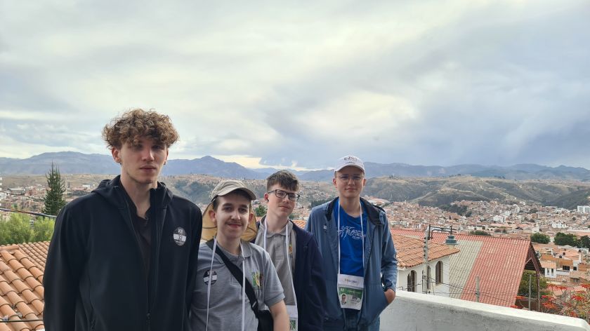 Lietuvos mokiniai pelnė bronzos medalį ir pagyrimo raštą Tarptautinėje informatikos olimpiadoje Bolivijoje