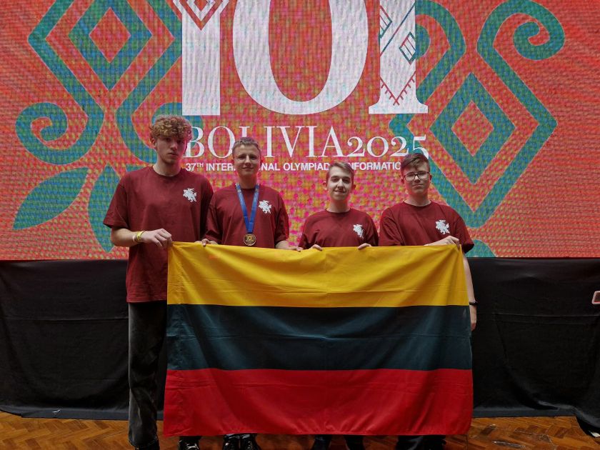 Lietuvos mokiniai pelnė bronzos medalį ir pagyrimo raštą Tarptautinėje informatikos olimpiadoje Bolivijoje