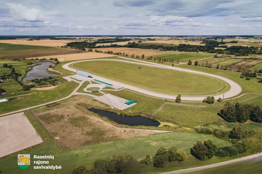 Investicijų galimybė Raseiniuose: hipodromo erdvės laukia naujos veiklos