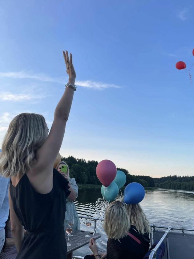 Helio balionai – nekalta pramoga ar rimta grėsmė?