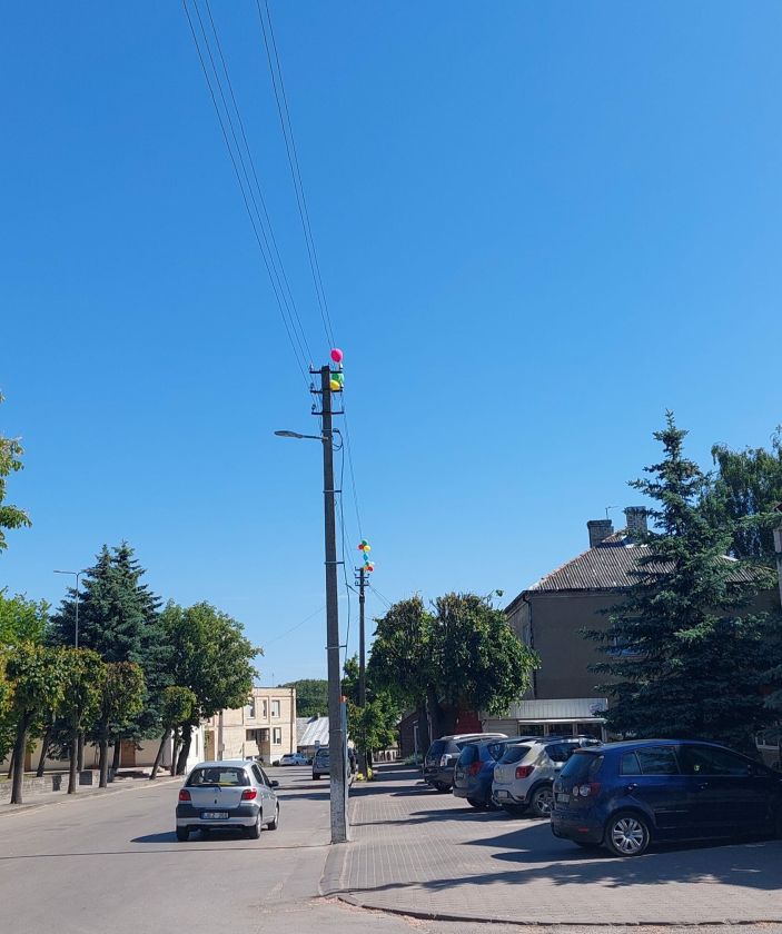 Helio balionai – nekalta pramoga ar rimta grėsmė?