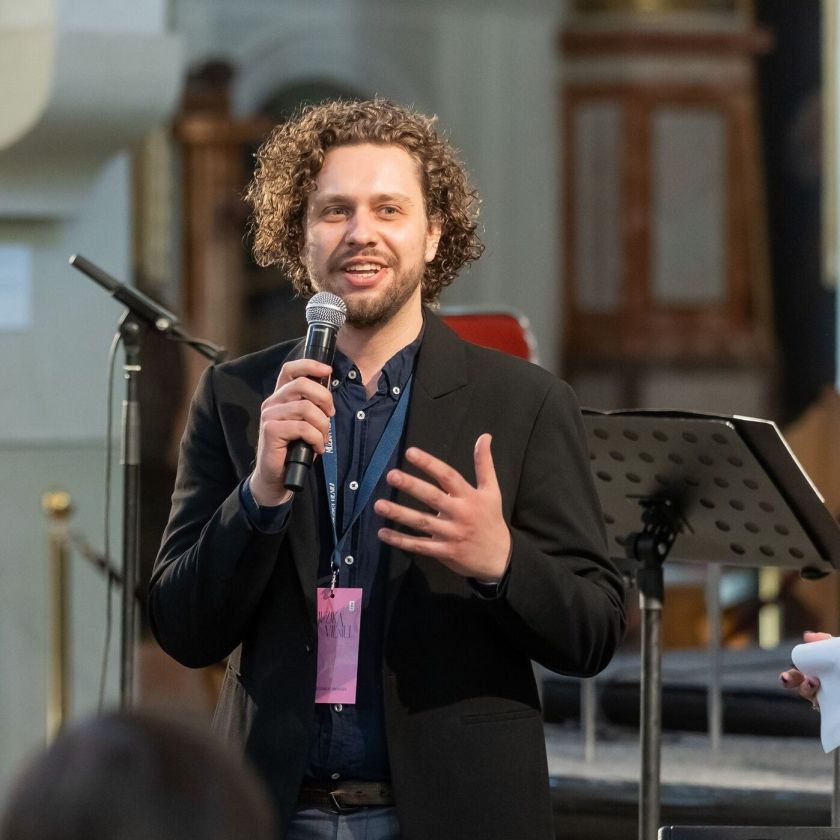 „Ar kultūra išgelbės švietimą?“ – klausimas, į kurį atsakymų ieškosime diskusijų festivalyje „Būtent!“