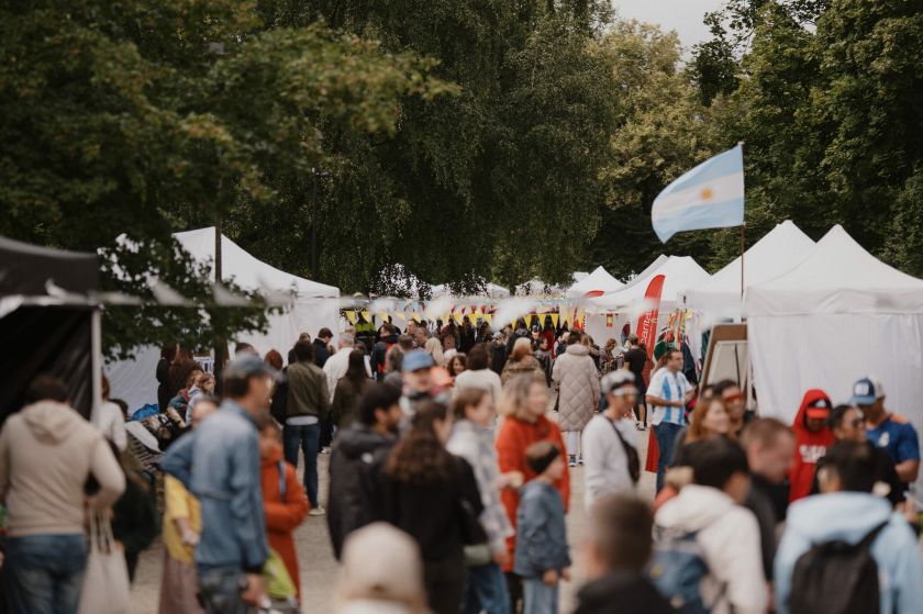 Tarptautiškumo šventė Vilniuje priminė olimpinių žaidynių iškilmes (nuotraukų galerija)
