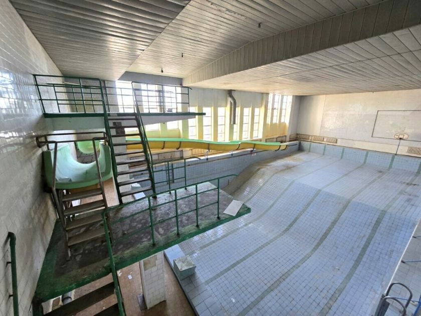Klaipėdoje aukcione bus parduodamas legendinio baseino kompleksas