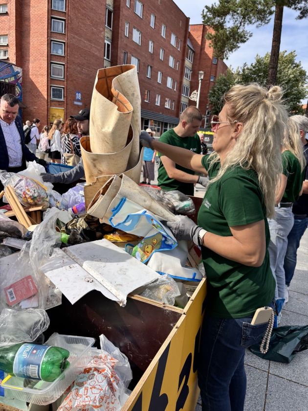 Viešos konteinerio kratos Visagine metu atskleista, kodėl šiame mieste gyventojams sunkiau pratintis prie rūšiavimo