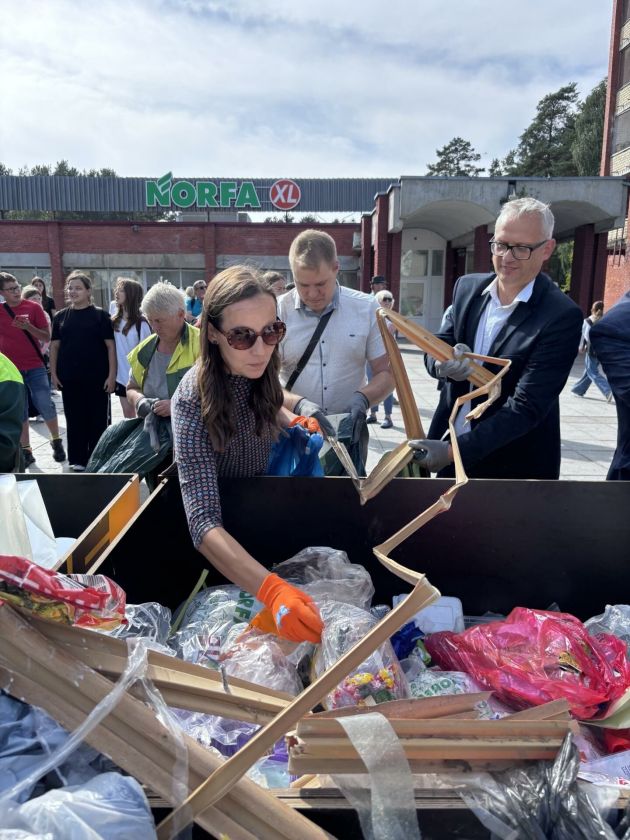 Viešos konteinerio kratos Visagine metu atskleista, kodėl šiame mieste gyventojams sunkiau pratintis prie rūšiavimo