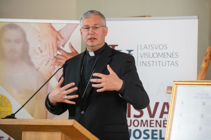 Laisvės ir demokratijos paradoksai. Konferencija Šiluvoje