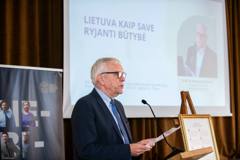Prof. dr. Alvydas Jokubaitis. Lietuva kaip save ryjanti būtybė