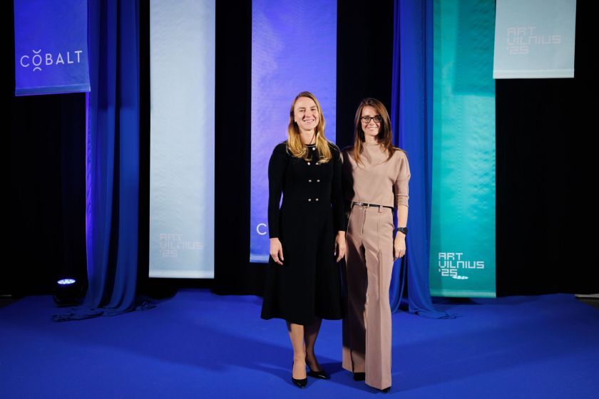 „ArtVilnius‘25“ atidarymo išvakarėse – nematytos meno kolekcijos ir pirmieji žvilgsniai į ekspoziciją