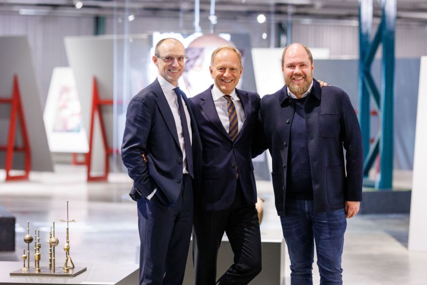 „ArtVilnius‘25“ atidarymo išvakarėse – nematytos meno kolekcijos ir pirmieji žvilgsniai į ekspoziciją