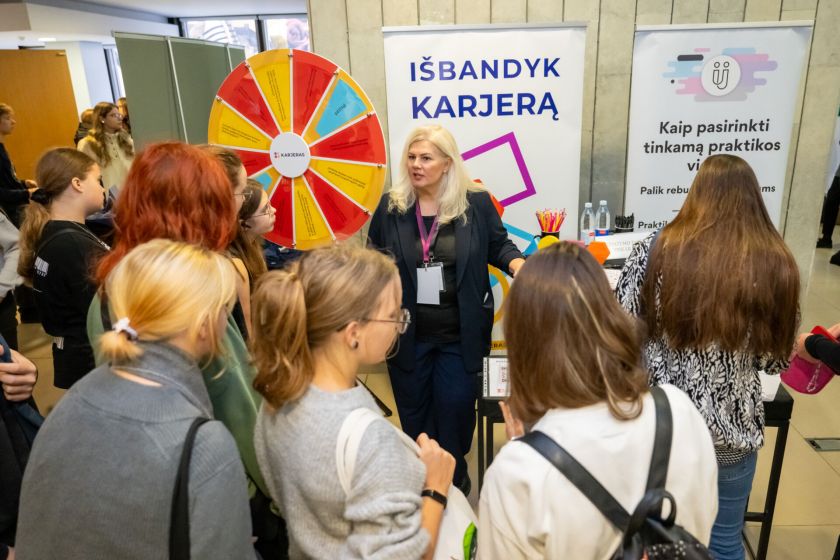 „VDU Jungtys“ tiesia kelią į studijas, karjerą ir mentorystę