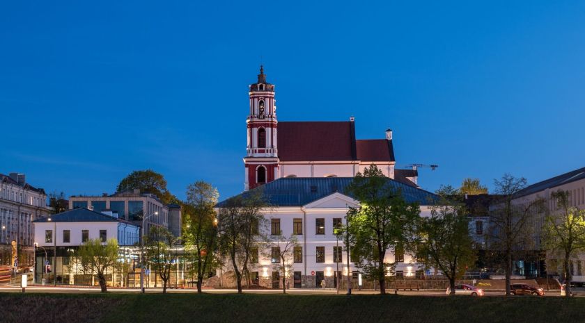 SEB bankas skolina 40 mln. Eur Šv. Jokūbo kvartalo Vilniuje obligacijų emisijai refinansuoti