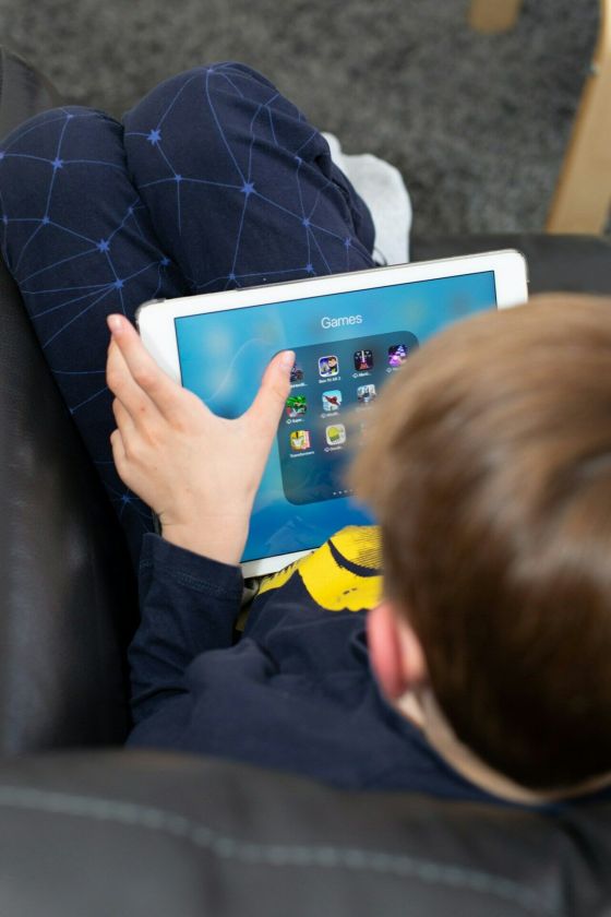 Atšalus orams svarbu nepamiršti judėti: šiandien vaikai perpus silpnesni už savo tėvus