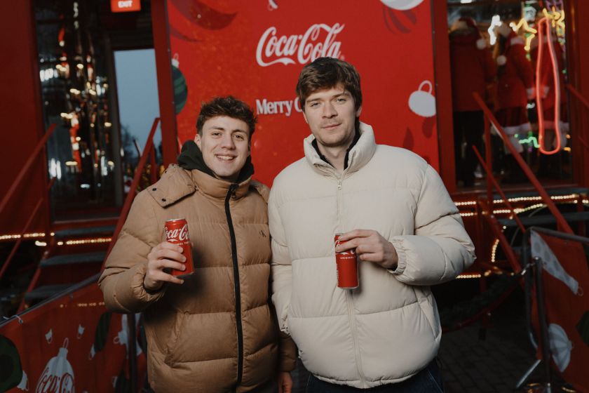 Magiškas vakaras Vilniuje: „Coca-Cola“ kalėdinį karavaną aplankė daugiau nei 9 tūkst. žmonių