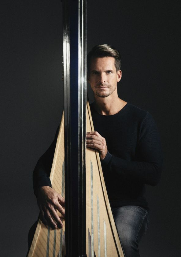 Vilniuje koncertuos viena ryškiausių klasikinės muzikos žvaigždžių – pasaulinis arfos virtuozas Xavier de Maistre
