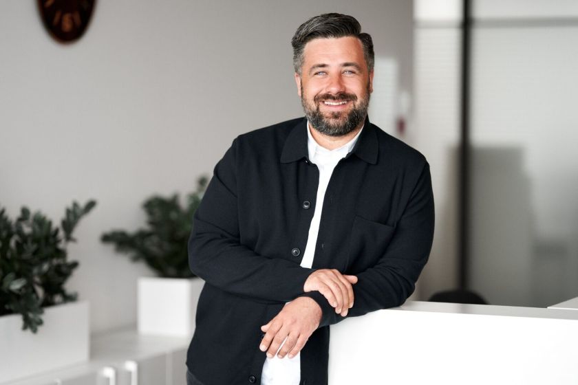 Spintos kapsulė: stilistė atsakė, kodėl metų pradžioje ji tampa ypač aktuali